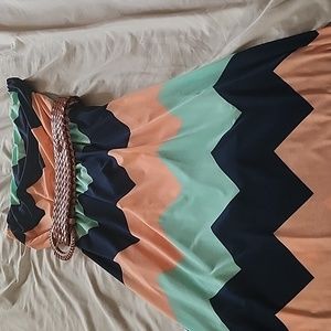 Justify dress